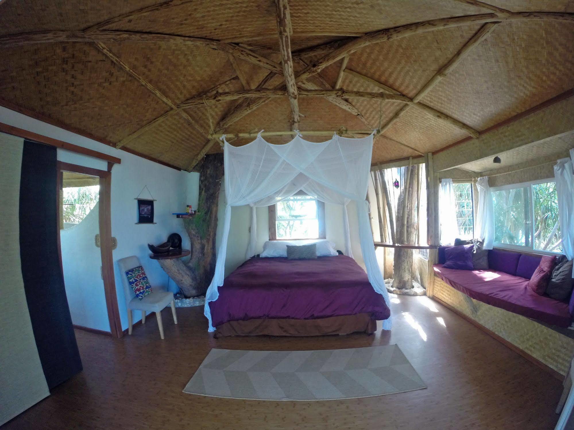 Mandala Resort Neiafu Bagian luar foto