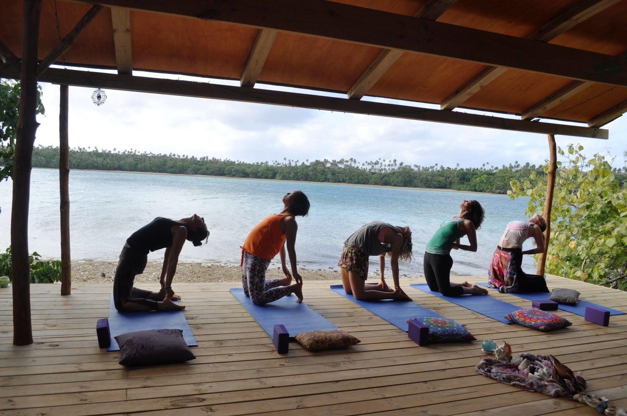 Mandala Resort Neiafu Bagian luar foto